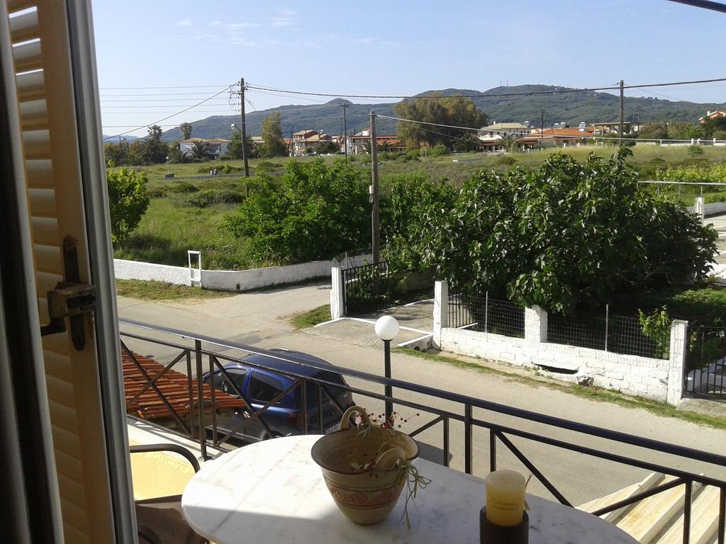 Foivos Apartments Agios Georgios  Exterior foto